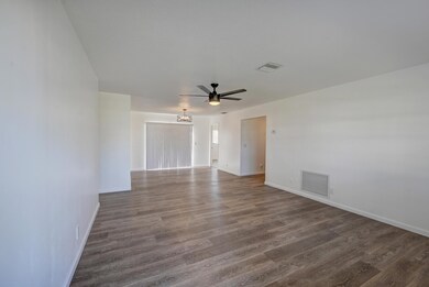 5792 Tarragon Dr, West Palm Beach, FL 33415 - photo 4