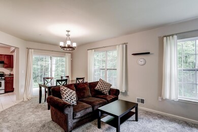 006_Living & Dining Room