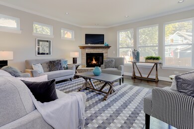 Photos of a previously built home. Some optional f