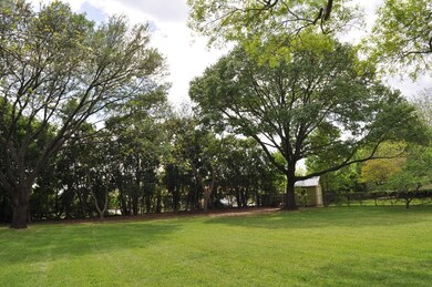 603 W Austin St unit 122, Fredericksburg, TX 78624 - photo 4
