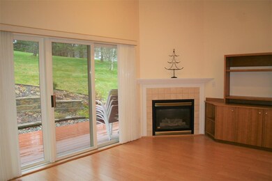 5 Magnolia Cir, White River Junction, VT 05001 - photo 4