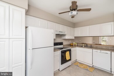 6748 Ducketts Ln, Elkridge, MD 21075 - photo 4