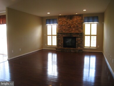 313 Pacific Ave, Cambridge, MD 21613 - photo 3