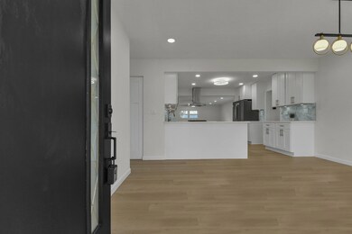 6-web-or-mls-3011-schell-dr