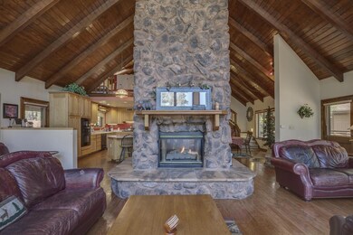 Greatroom - 2 way Fireplace
