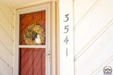 3541 SW Cambridge Ave, Topeka, KS 66614 - photo 2