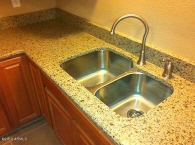 Kitchen Counter/Sink