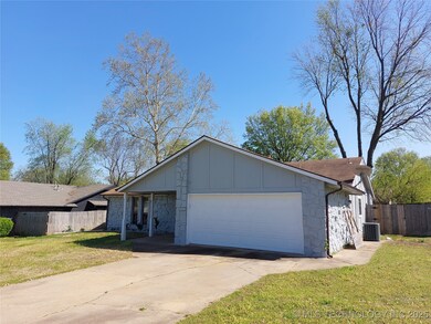 213 W Los Angeles St, Broken Arrow, OK 74011 - photo 2