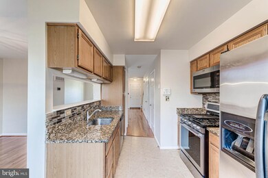 16902 Point Pleasant Ln, Dumfries, VA 22026 - photo 3