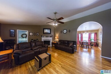 8709 Woodview Ln, Pinson, AL 35126 - photo 5