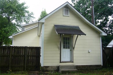 249 Johnson Ave, Franklin, IN 46131 - photo 6