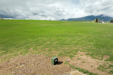 751 Lazy Heart Dr, Stevensville, MT 59870 - photo 2