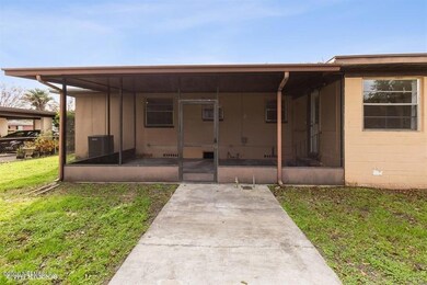 6429 Anvers Blvd S, Jacksonville, FL 32210 - photo 4