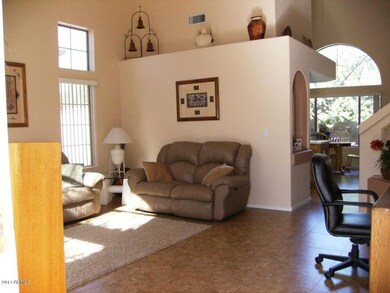 front room to kitchen