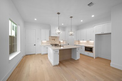 6009 Tyne St unit B, Houston, TX 77007 - photo 3