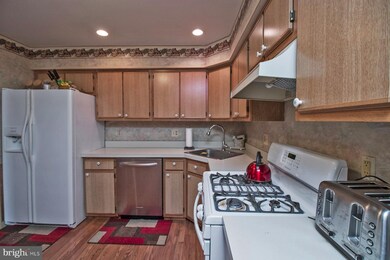 27 Adler Cir, Lumberton, NJ 08048 - photo 4