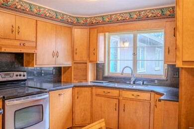 916 Elm Dr, West Lafayette, IN 47906 - photo 7