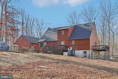 13445 Blackwells Mill Rd, Goldvein, VA 22720 - photo 4