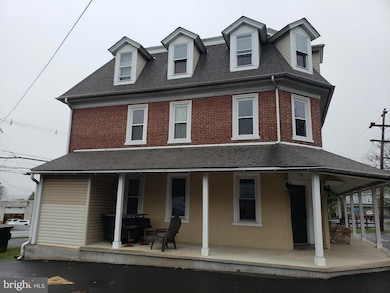 4894 Old Easton Rd unit 3, Doylestown, PA 18902 - photo 2