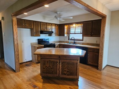 2161 Highland Ave, Albert Lea, MN 56007 - photo 4