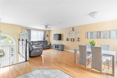 45 Oakwood Ave, Providence, RI 02909 - photo 2