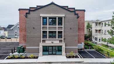 72 Boisvert St unit 4, Lowell, MA 01850 - photo 2