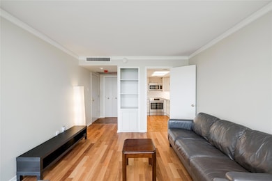 Westgate Tower unit 1506, Austin, TX 78701 - photo 6