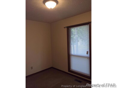 4467 Kinkead Ct, Fayetteville, NC 28314 - photo 4