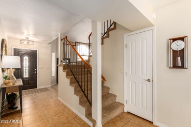 827 W Sherri Dr, Gilbert, AZ 85233 - photo 5