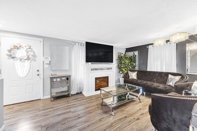 19 Queen Ave, West Springfield, MA 01089 - photo 6