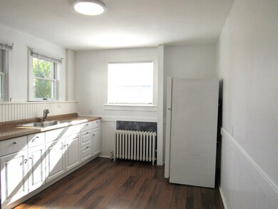 22 Buzzards Bay Ave unit 1st floor, Buzzards Bay, MA 02532 - photo 6