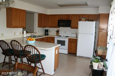 7061 Gresham Ct W, Frederick, MD 21703 - photo 5