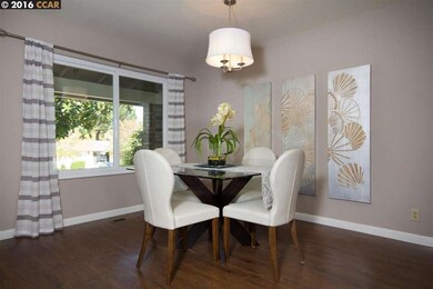Curtains and rods belong to stager