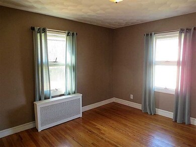 273 Pine St, Warwick, RI 02888 - photo 5