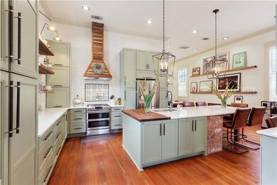 2364 Laurel St, New Orleans, LA 70130 - photo 6