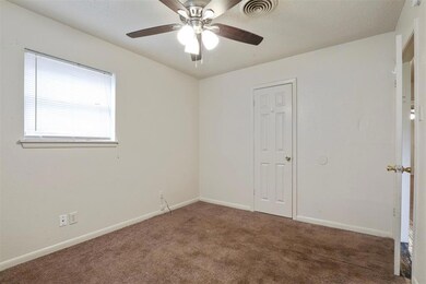 827 W Monterey St unit A, Denison, TX 75020 - photo 4