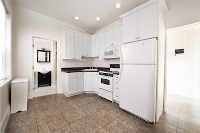 21 Aberdeen St unit 3, Boston, MA 02215 - photo 6