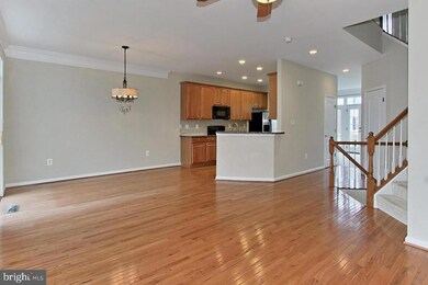 12685 Heron Ridge Dr, Fairfax, VA 22030 - photo 4