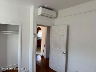 195 Cedar Ave unit 2 B, Staten Island, NY 10305 - photo 2