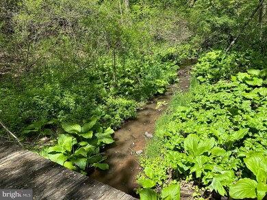 79 Tritch Ln, Reading, PA 19608 - photo 5