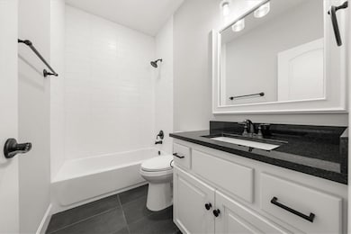 2110 NW Ashurst Dr, Lee's Summit, MO 64081 - photo 6