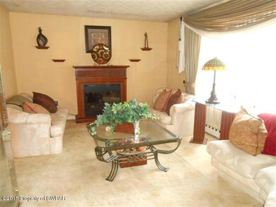 92 Welles St, Wilkes Barre, PA 18704 - photo 5