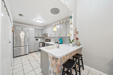 Light Bright Kitchen