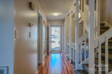 43 Hollybrook Dr, Asheville, NC 28803 - photo 5