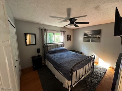 25331 Tyndall Falls Dr, Olmsted Falls, OH 44138 - photo 6