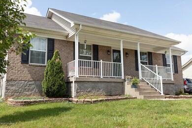 364 Gentry Ln, Mount Washington, KY 40047 - photo 2