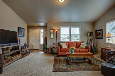 4 - Living 3299 SW Obsidian MLS-2