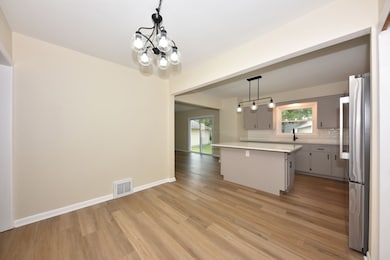 N84W16544 Ann Ave, Menomonee Falls, WI 53051 - photo 6