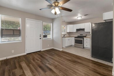 819 W Monterey St unit A, Denison, TX 75020 - photo 4