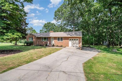 662 Oakgrove Rd, Asheboro, NC 27205 - photo 5